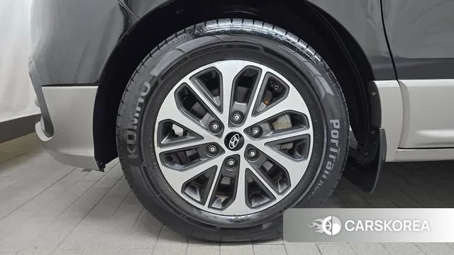 Hyundai The New Grand Starex id 3284417 из Кореи 15