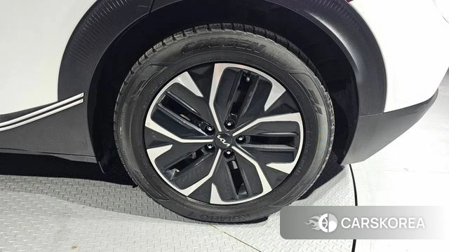 Kia EV6 id 3812617 из Кореи 15