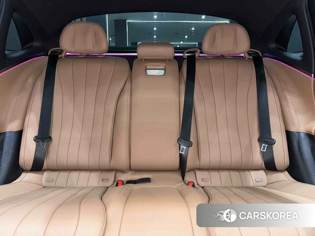 Mercedes-Benz E-class 2024 Черный из Китая, фото 6