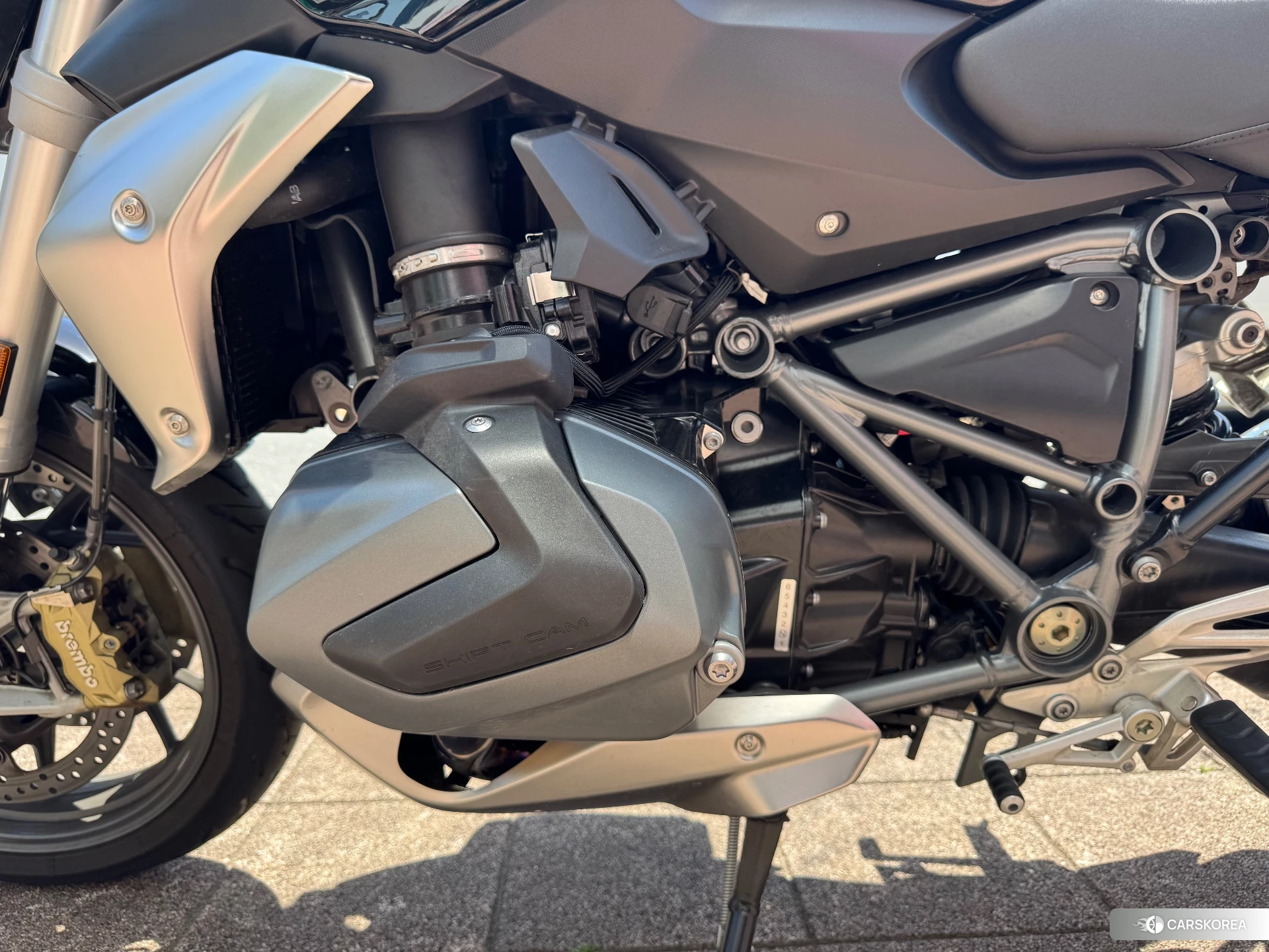 Проданный BMW R1250R id 4312669 из Японии, фото 13