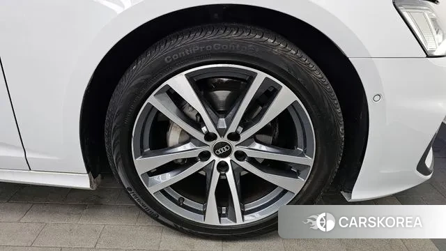 Audi A6 (C8) id 3478125 из Кореи 15