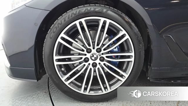 BMW 5 Series (G30) id 4907274 из Кореи 28