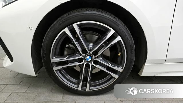 BMW 1 Series (F40) id 3827763 из Кореи 15