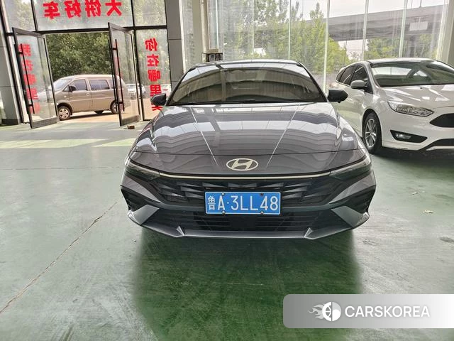 Hyundai Elantra 2024 Темно-серый из Китая, фото 5