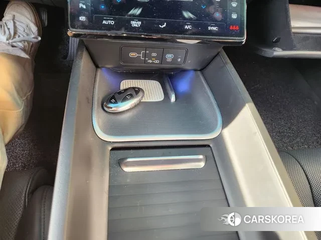 Hyundai Grandeur Hybrid (GN7) id 3502361 из Кореи 8