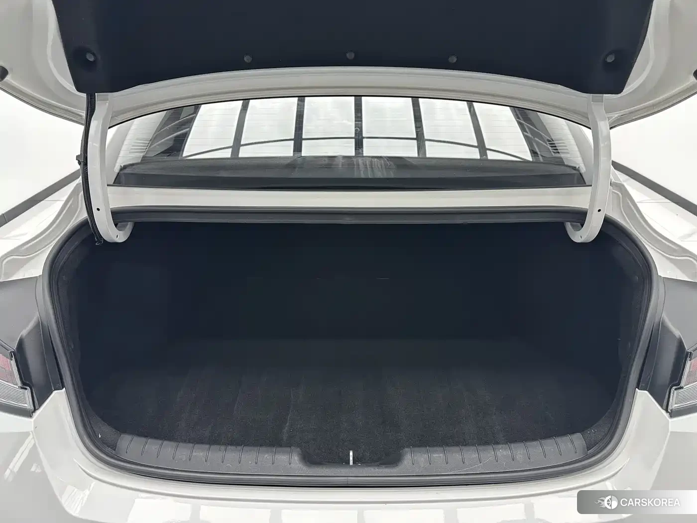 Hyundai Elantra id 4545595 из Китая 13