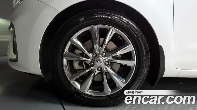 Kia The New Carnival id 2922235 из Кореи 15