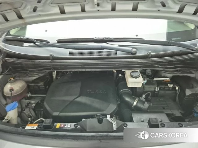 Hyundai Staria id 4518983 из Кореи 14