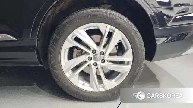 Audi Q7 (4M) id 2980926 из Кореи 15