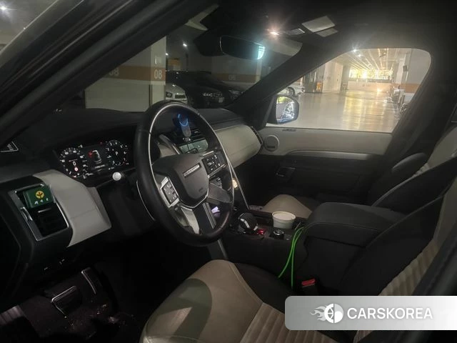 Land Rover Discovery 5 2023 Черный из Кореи, фото 6