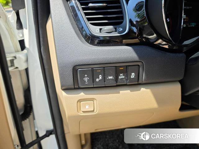 Kia The New Carnival 2018 Белый из Кореи, фото 5