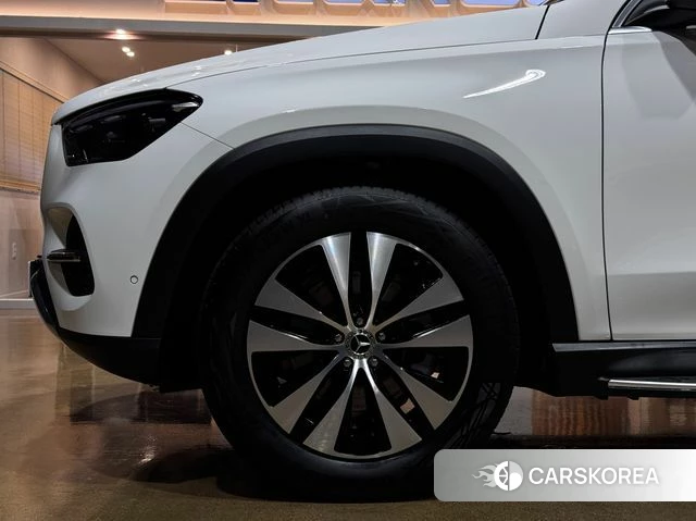 Mercedes-Benz GLE-Class W167 2026 Белый из Кореи, фото 5
