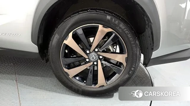 Lexus NX300h id 3514405 из Кореи 15