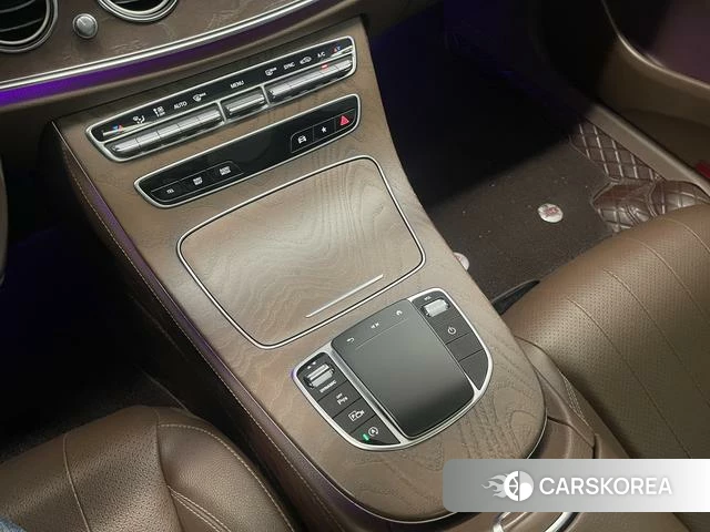 Mercedes-Benz E-class id 4299652 из Китая 22