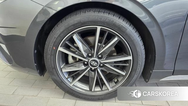 Hyundai The New Grandeur IG id 4651706 из Кореи 32