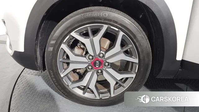 Kia Seltos id 3488638 из Кореи 15