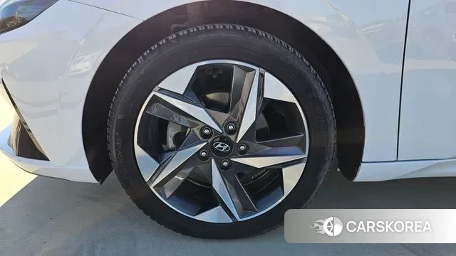 Hyundai Avante (CN7) id 3562563 из Кореи 15