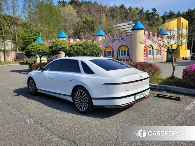 Hyundai Grandeur (GN7) id 3992874 из Кореи 14