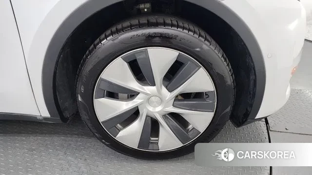 Tesla Model Y id 2900614 из Кореи 15