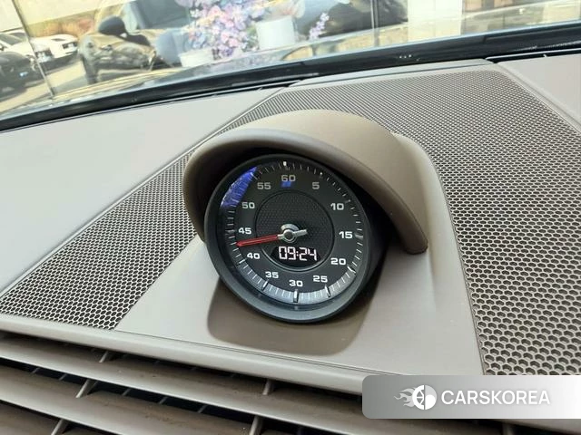 Porsche Panamera id 3939275 из Китая 9