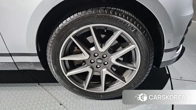 Land Rover Range Rover Velar id 3700828 из Кореи 15