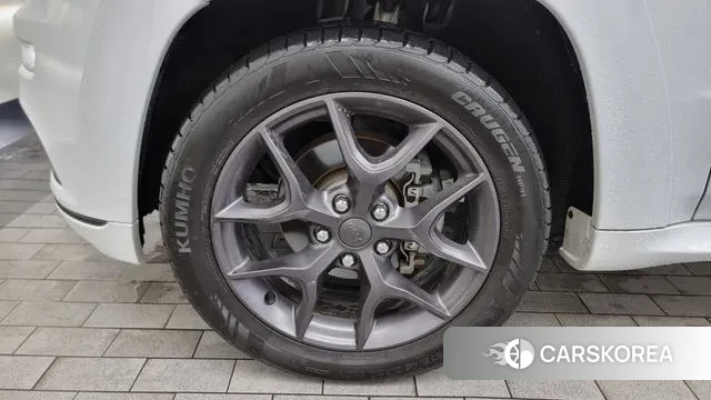 Jeep Grand Cherokee id 3192665 из Кореи 15