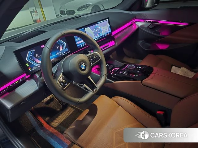 BMW 5 Series (G60) 2024 Черный из Кореи, фото 5