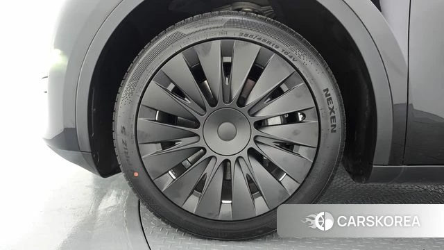 Tesla Model Y id 4847893 из Кореи 15