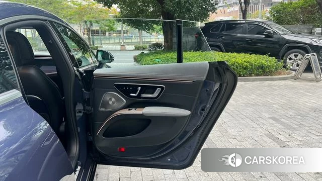 Mercedes-Benz EQS id 4274281 из Китая 14