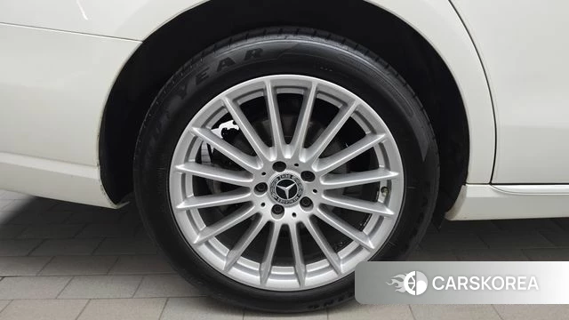 Mercedes-Benz E-Class W213 id 4775109 из Кореи 15
