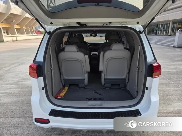 Kia The New Carnival id 3380731 из Кореи 14