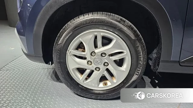 Hyundai Venue id 3379456 из Кореи 15