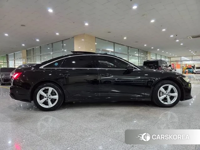 Audi A6 (C8) id 3530570 из Кореи 15