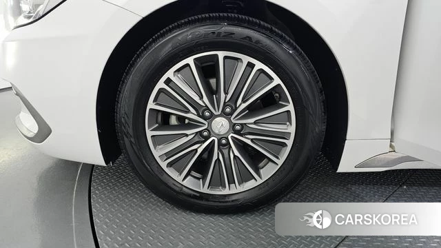 Hyundai Grandeur IG Hybrid id 4626323 из Кореи 28
