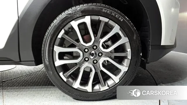 Ssangyong The New Torres id 3624448 из Кореи 15