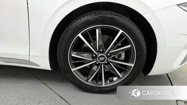 Hyundai The New Grandeur IG id 3839490 из Кореи 15