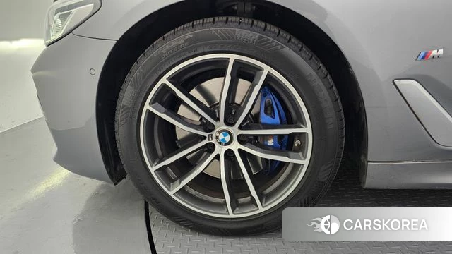 BMW 5 Series (G30) id 3818022 из Кореи 15