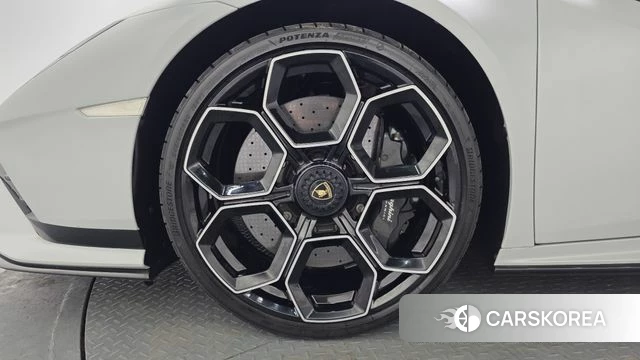 Lamborghini Huracan id 4427713 из Кореи 15