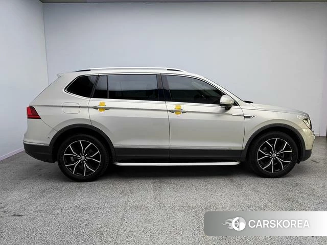 Volkswagen Tiguan L id 4242517 из Китая 15