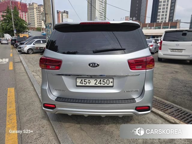 Kia The New Carnival id 4850163 из Кореи 15