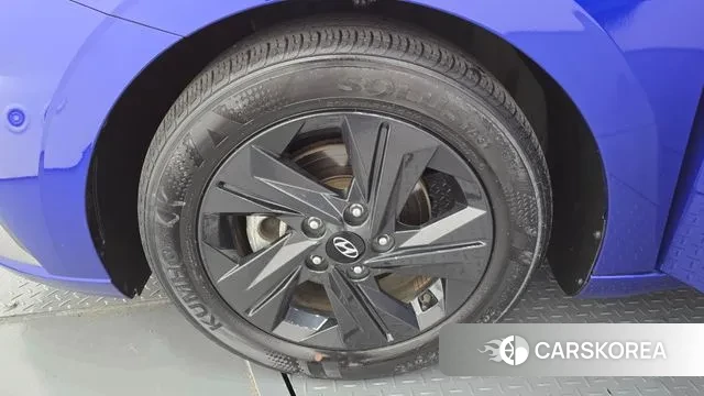 Hyundai Avante (CN7) id 3302036 из Кореи 15