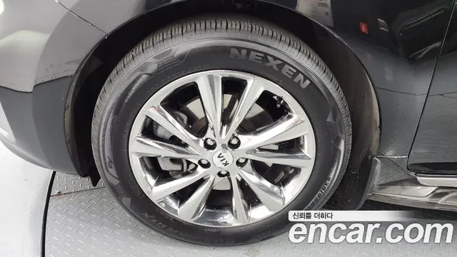 Kia The New Carnival id 2374978 из Кореи 15