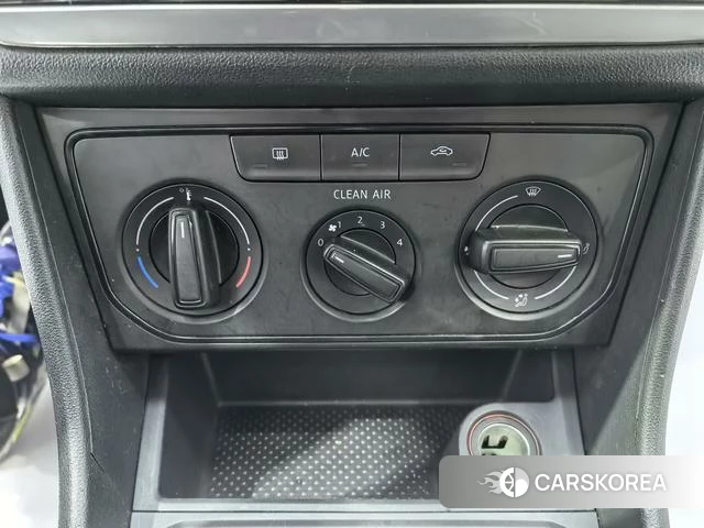 Volkswagen Lavida id 4276367 из Китая 7