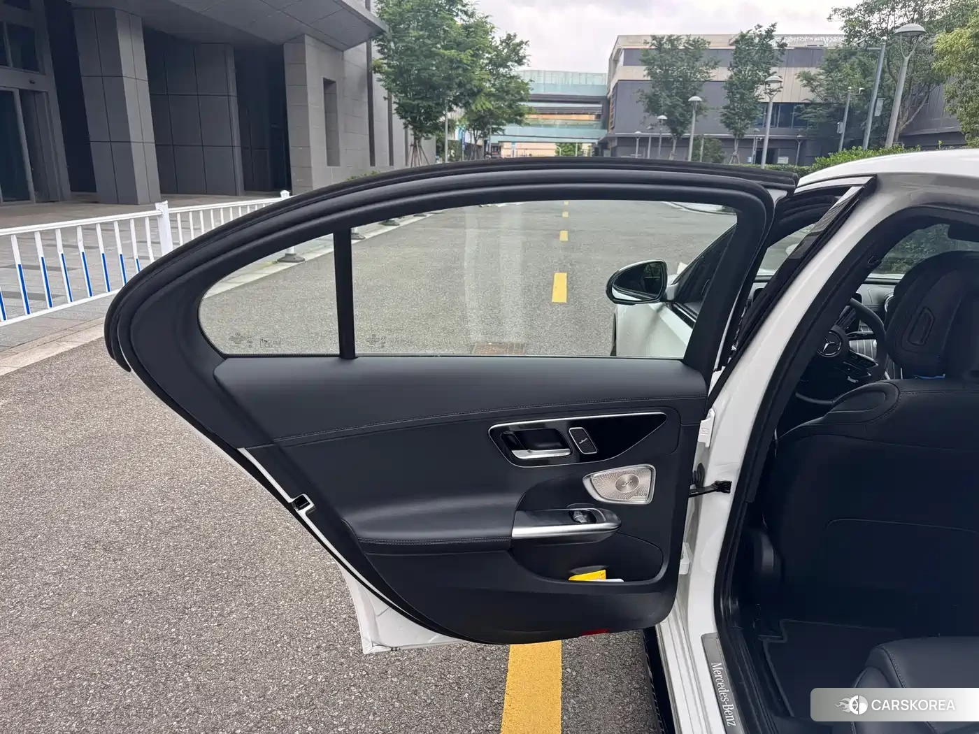 Mercedes-Benz C-class id 4546378 из Китая 19