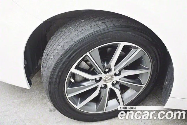 Lexus New ES300h id 2922942 из Кореи 15