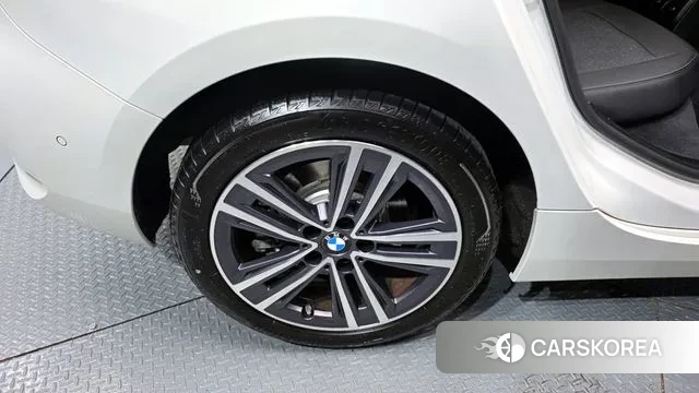 BMW 1 Series (F40) id 3513177 из Кореи 15