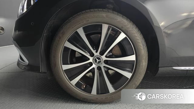 Mercedes-Benz E-Class W213 id 3878748 из Кореи 15