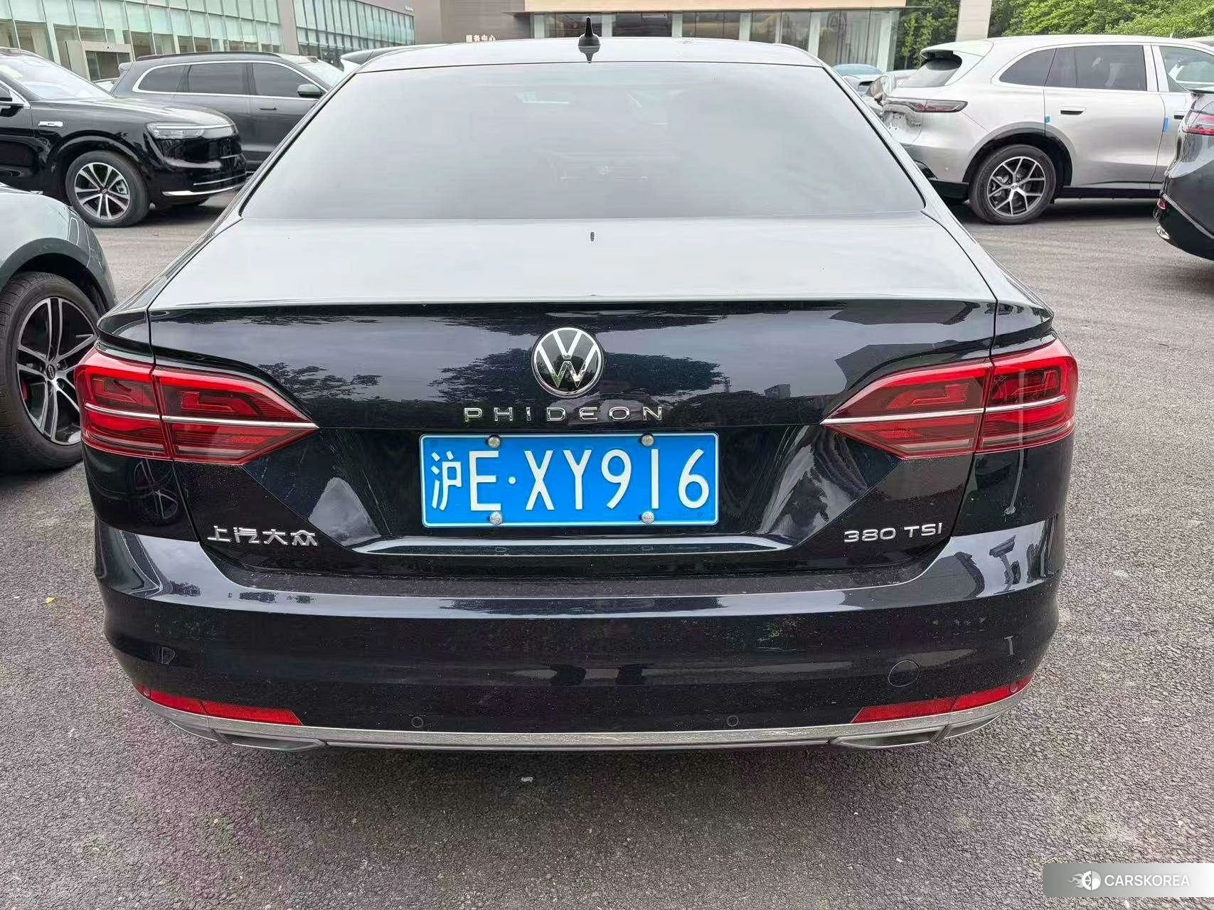 Volkswagen Huiang id 4452890 из Китая 11