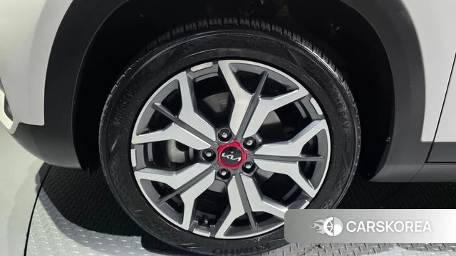 Kia Seltos id 4793473 из Кореи 31