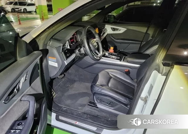 Audi Q8 (4M) 2021 Белый из Кореи, фото 5